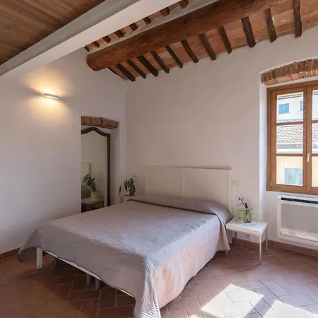 Piazzetta 5 By Elbasummer * 포르토페라이오