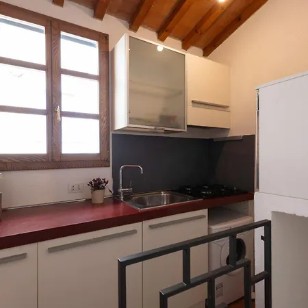 Piazzetta 5 By Elbasummer